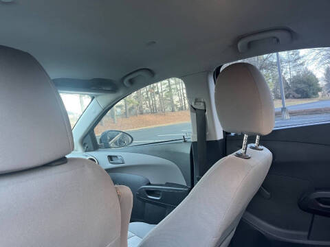 2017 Chevrolet Sonic LS Auto