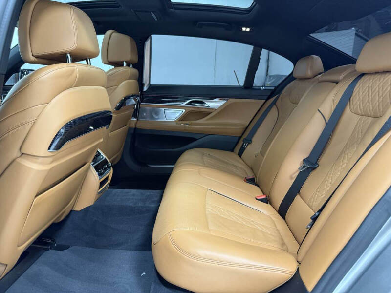 2021 BMW 7 Series 750i xDrive