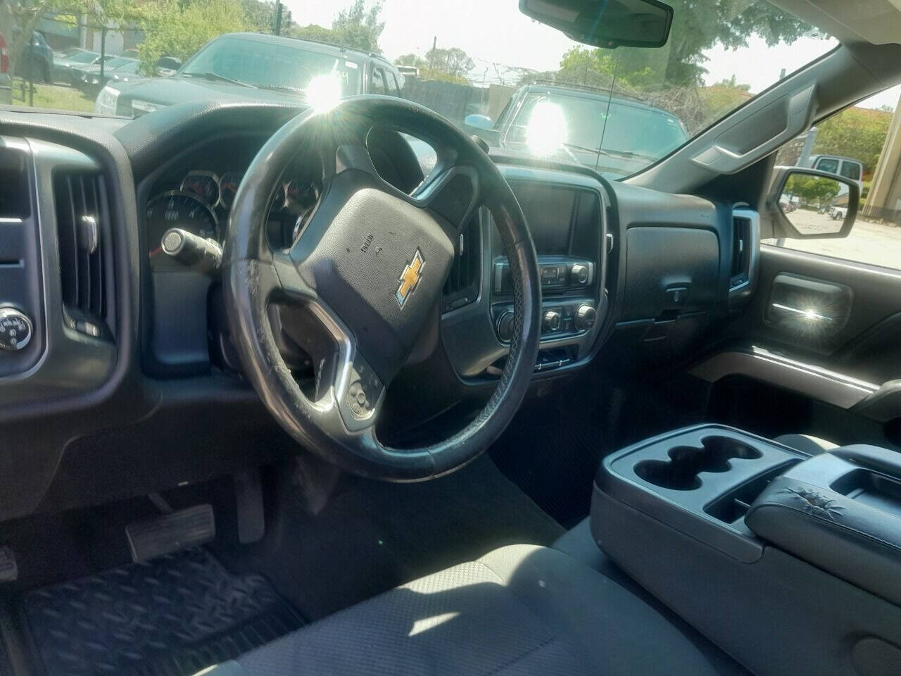 2015 Chevrolet Silverado Pickup - $13,950