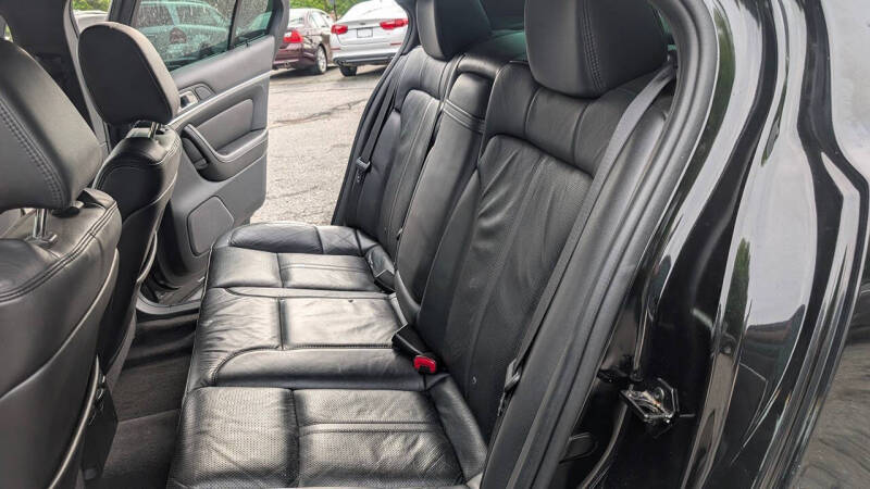 2011 Lincoln MKS
