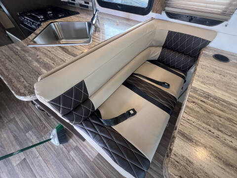 2017 Thor Motor Coach ACE BUNK HOUSE