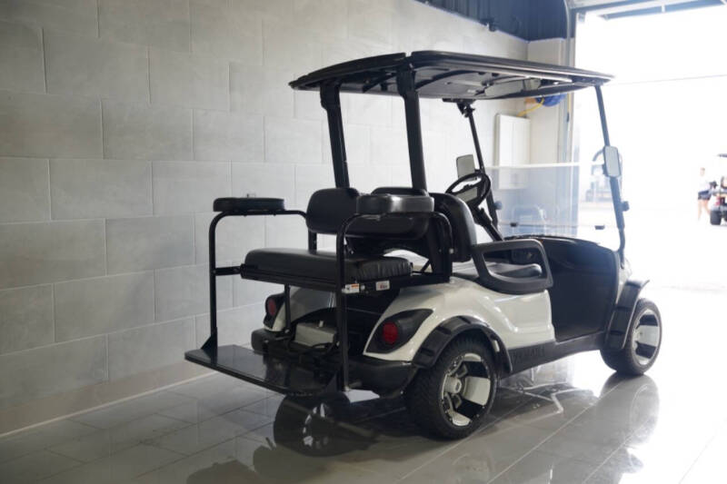 2009 Yamaha 4 Seater