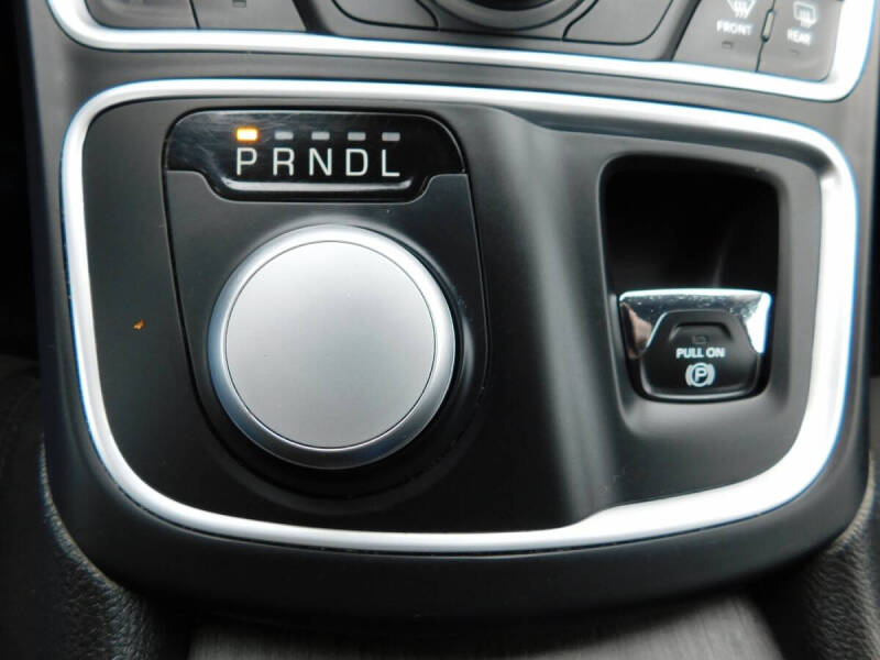 2017 Chrysler 200 Touring