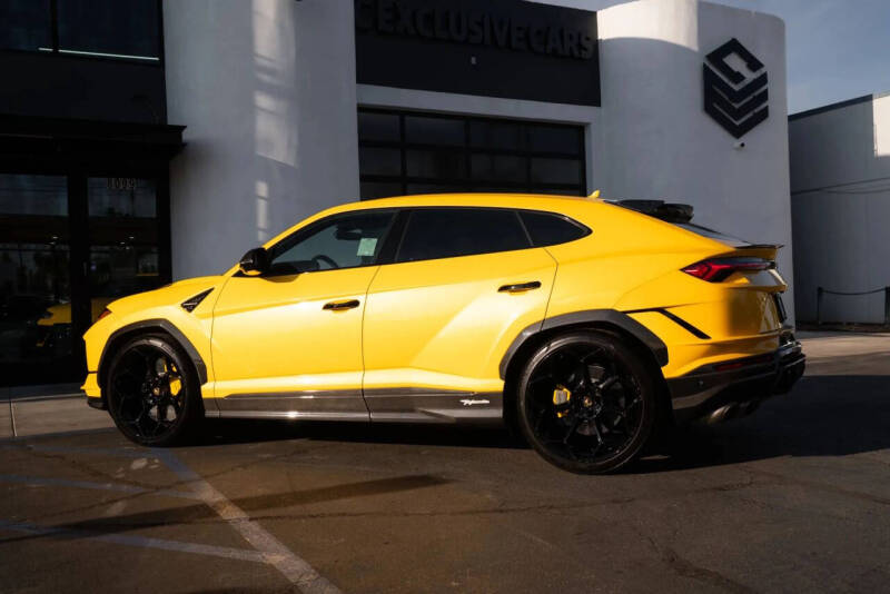 2024 Lamborghini Urus Performante