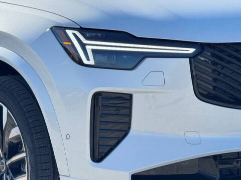 2026 Volvo XC90 B6 Ultra Dark 7P