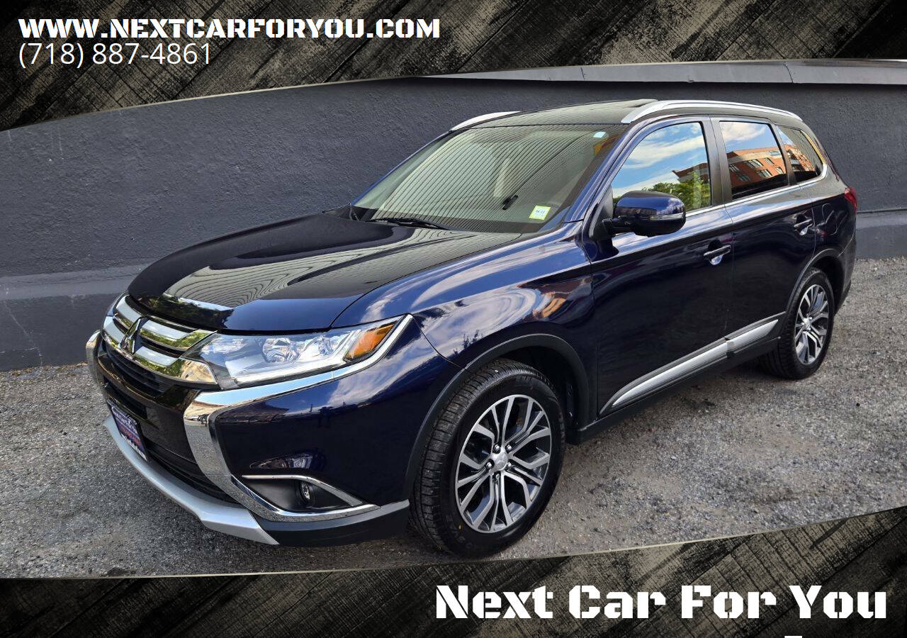Dk. Blue 2018 Mitsubishi Outlander SEL AWD SEL 4dr SUV 1