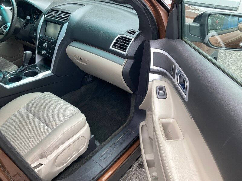 2012 Ford Explorer XLT