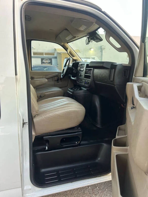 2021 Chevrolet Express 3500