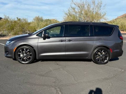 2019 Chrysler Pacifica Touring L