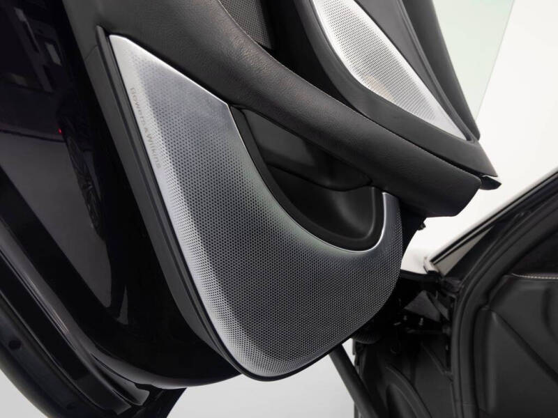 2023 McLaren GT