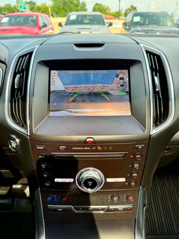 2019 Ford Edge Titanium