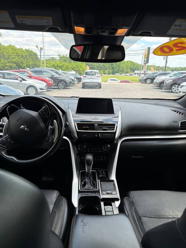 2020 Mitsubishi Eclipse Cross SE