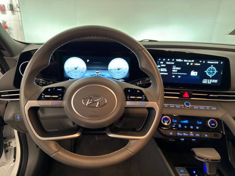 2023 Hyundai Elantra