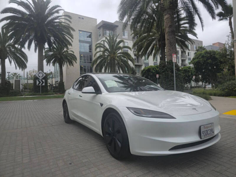 2025 Tesla Model 3 Long Range