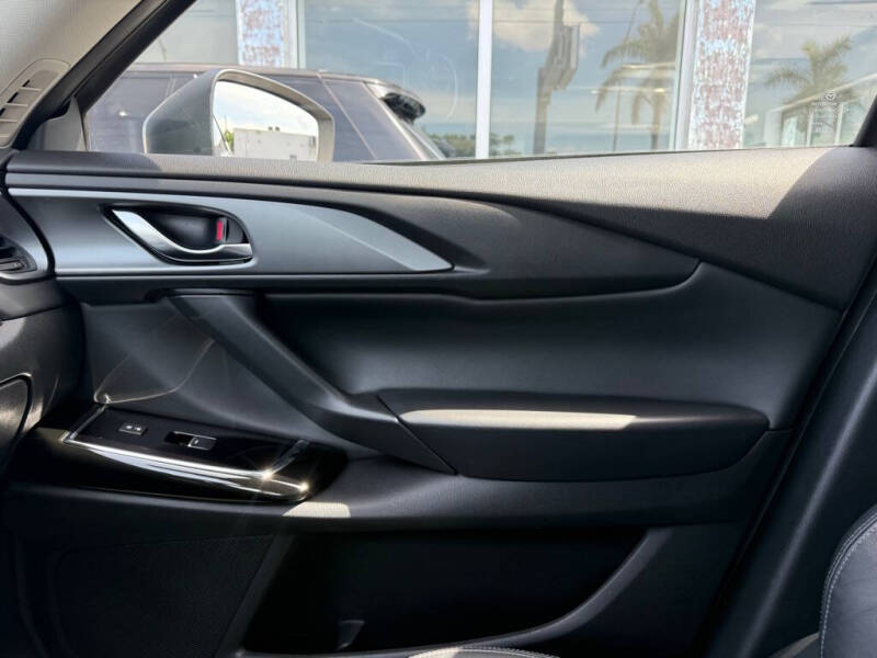 2023 Mazda CX-9 Touring Plus