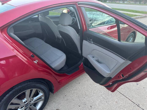 2018 Hyundai Elantra SEL