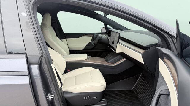 2022 Tesla Model X