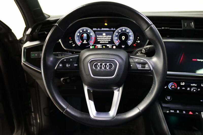 2021 Audi Q3 quattro S line Prem Plus 45 TFSI