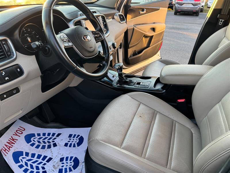 2019 Kia Sorento EX V6