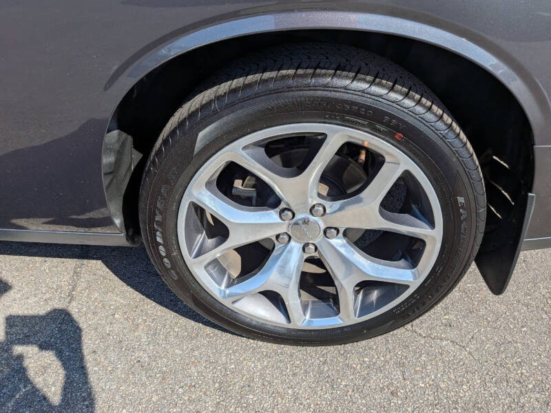 2015 Dodge Challenger SXT Plus