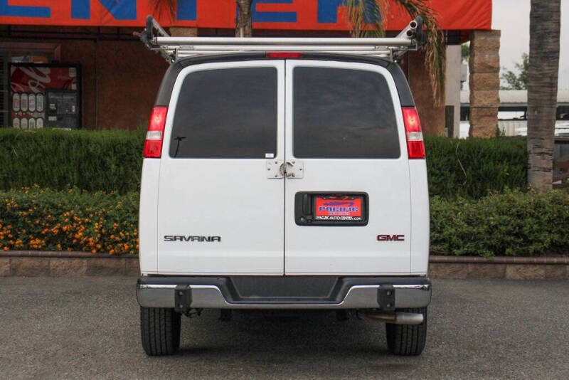 2020 GMC Savana 2500