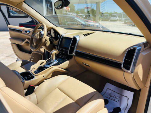 2011 Porsche Cayenne Tiptronic