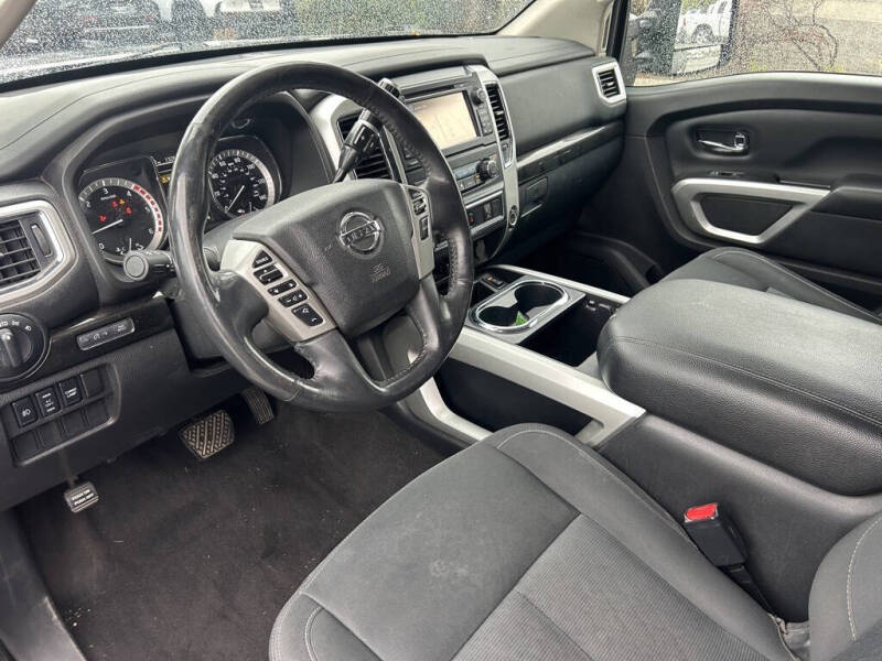 2016 Nissan Titan XD SV