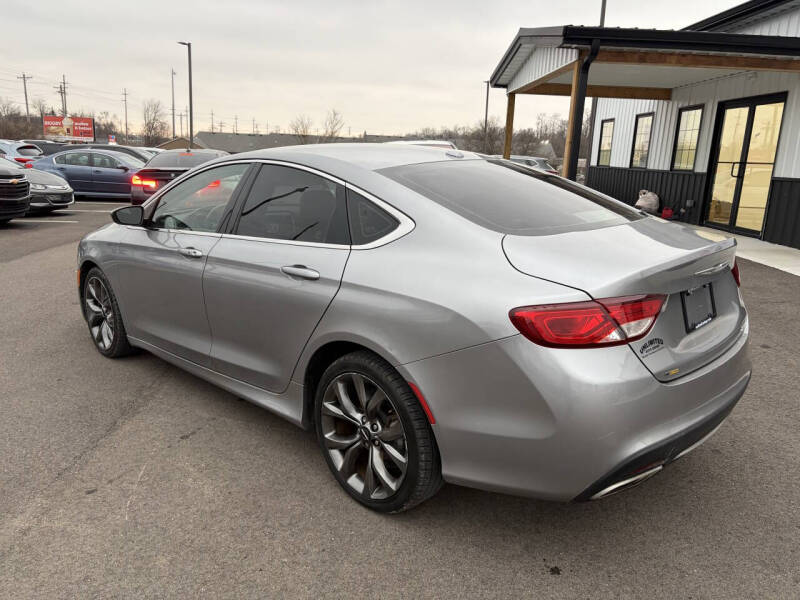 2016 Chrysler 200 Limited