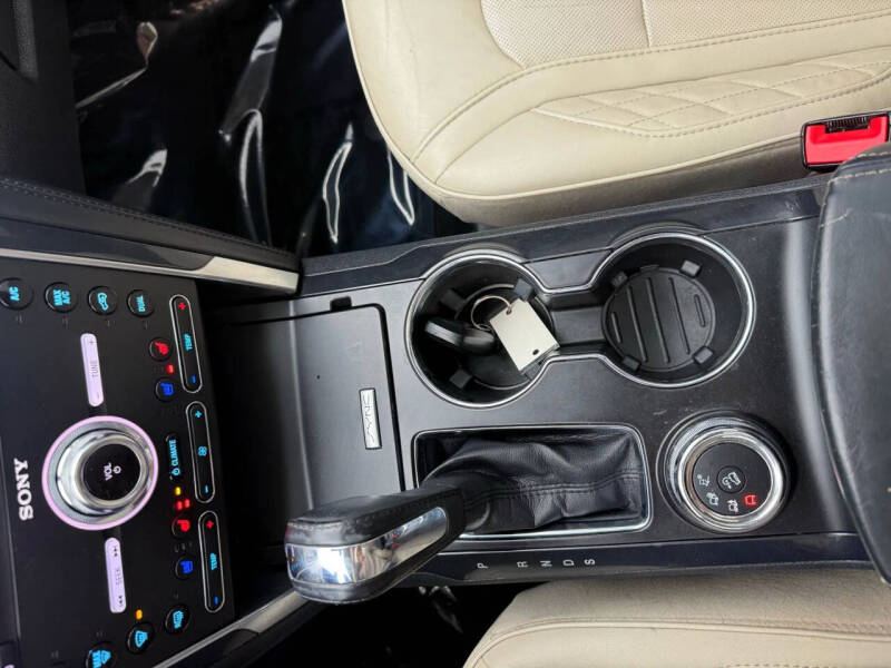 2019 Ford Explorer Platinum