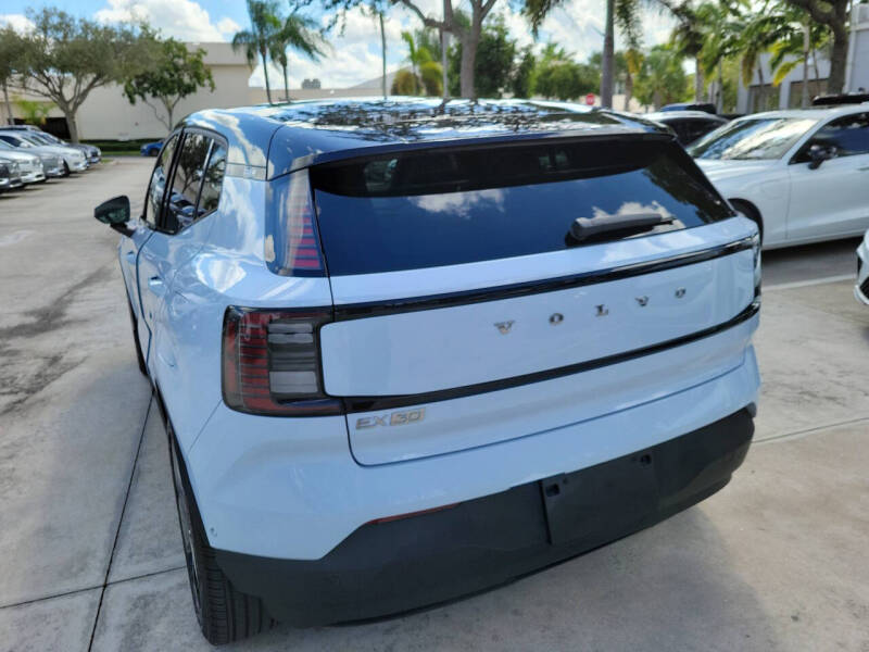 2025 Volvo EX30 Twin Ultra