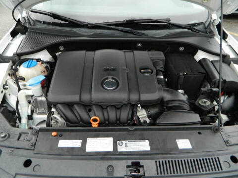 2012 Volkswagen Passat S PZEV