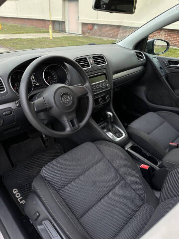 2014 Volkswagen Golf 2.5L PZEV
