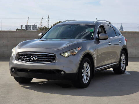 2011 Infiniti FX35