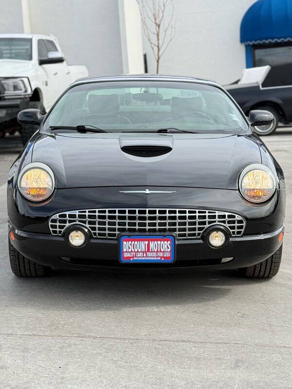 2002 Ford Thunderbird Deluxe