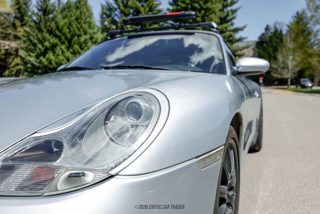 2001 Porsche 911 Carrera 4