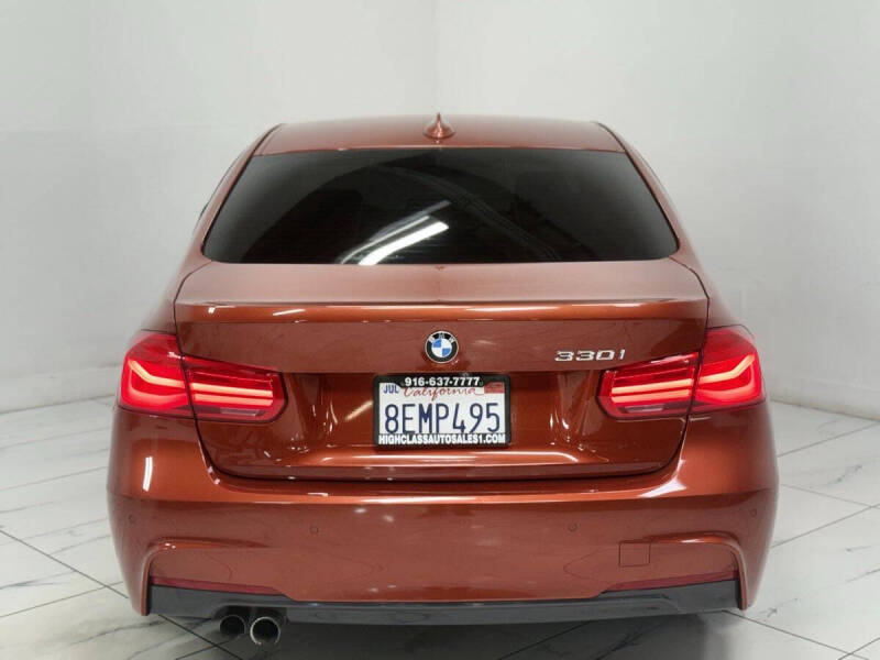 2018 BMW 3 Series 330i