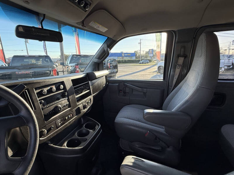 2019 Chevrolet Express LS 3500