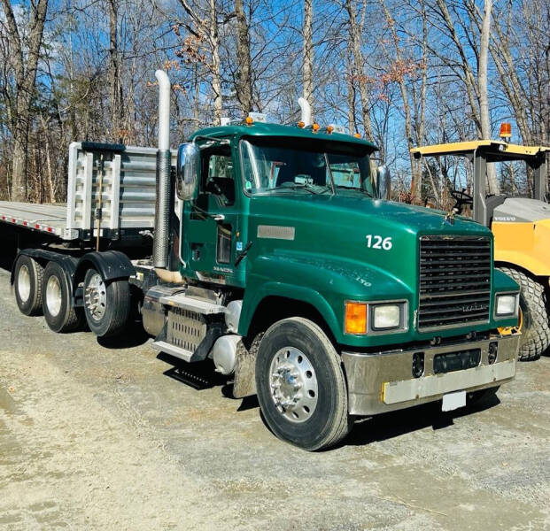 2012 Mack Pinnacle
