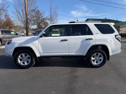 2022 Toyota 4Runner SR5