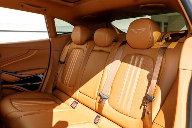 2026 Aston Martin DBX 707