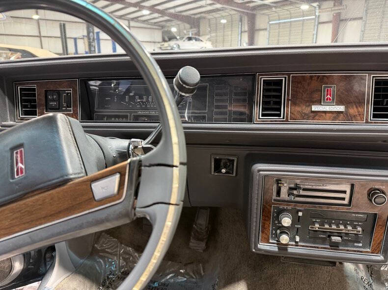 1984 Oldsmobile Cutlass Supreme