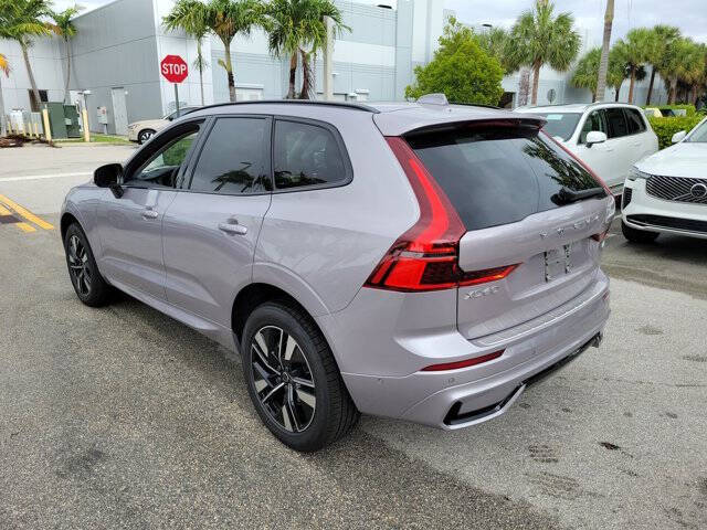 2026 Volvo XC60 B5 Plus