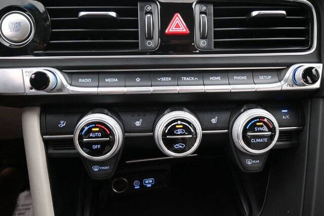 2020 Genesis G70