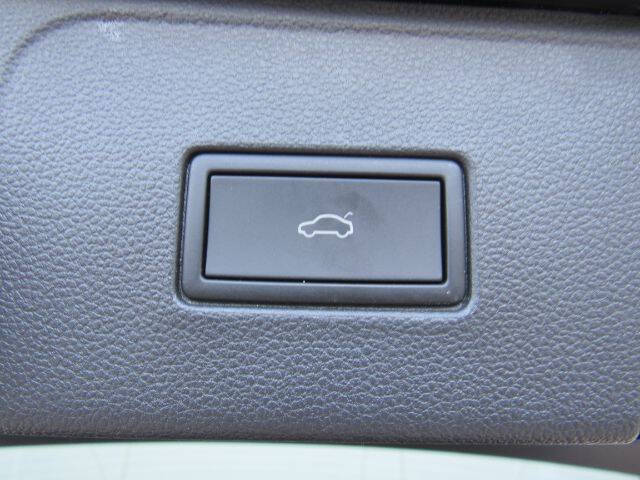 2023 Volkswagen Atlas V6 SE