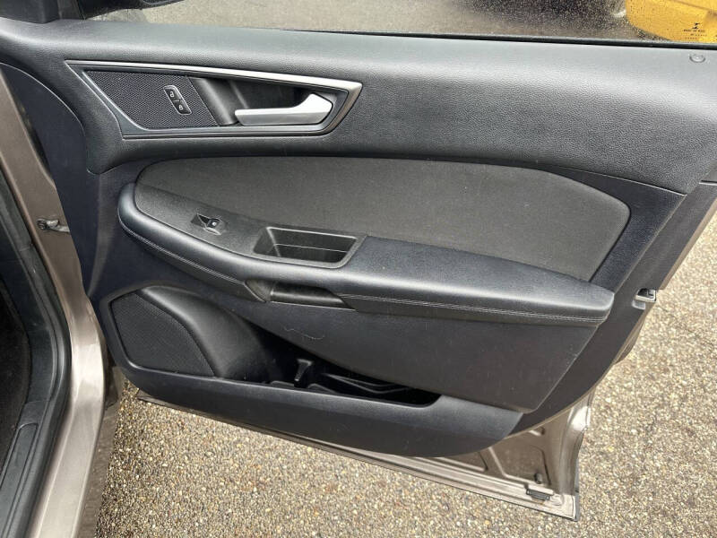 2019 Ford Edge SE