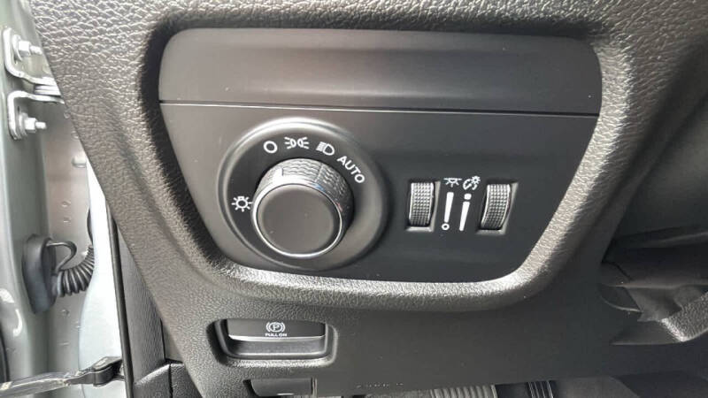 2021 Jeep Grand Cherokee L Laredo