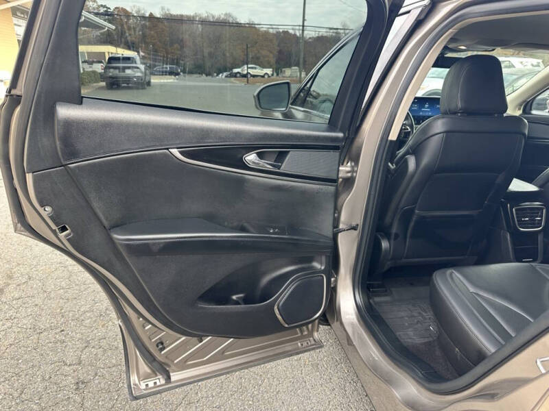 2021 Lincoln Nautilus Standard