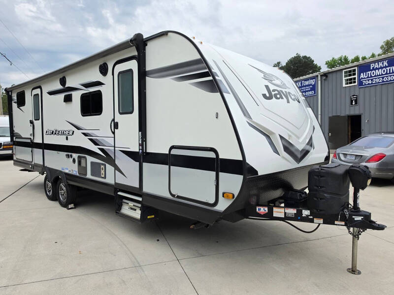 2022 Jayco Jay Feather