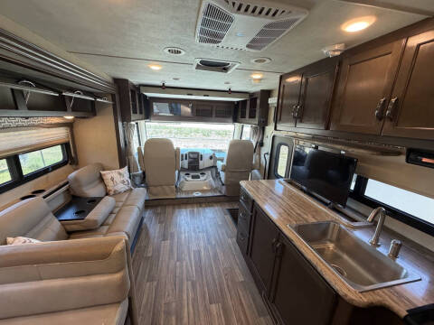 2018 Thor Motor Coach Ace 30.3