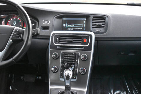 2015 Volvo S60 T5 Premier Plus